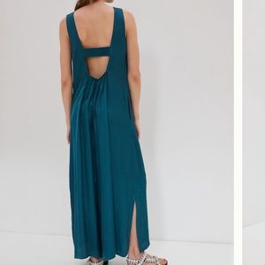 Anthropologie velvet jumpsuit in light mauve xs